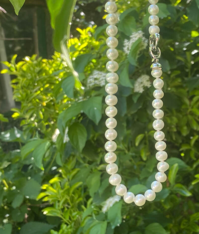 Pucker Pearls Exclusively at Sands Fulton, British Designer Luxury Natural-Freshwater Pearl Necklace